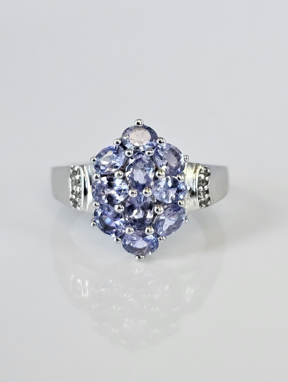 Divine AA Natural Tanzanite Cluster Ring w/ White Topaz Accents. ✨️ Size 6!
